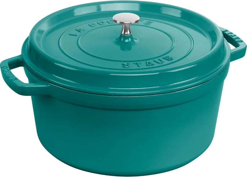 Cocotte Staub 24 cm vue de dessus, couvercle à picots